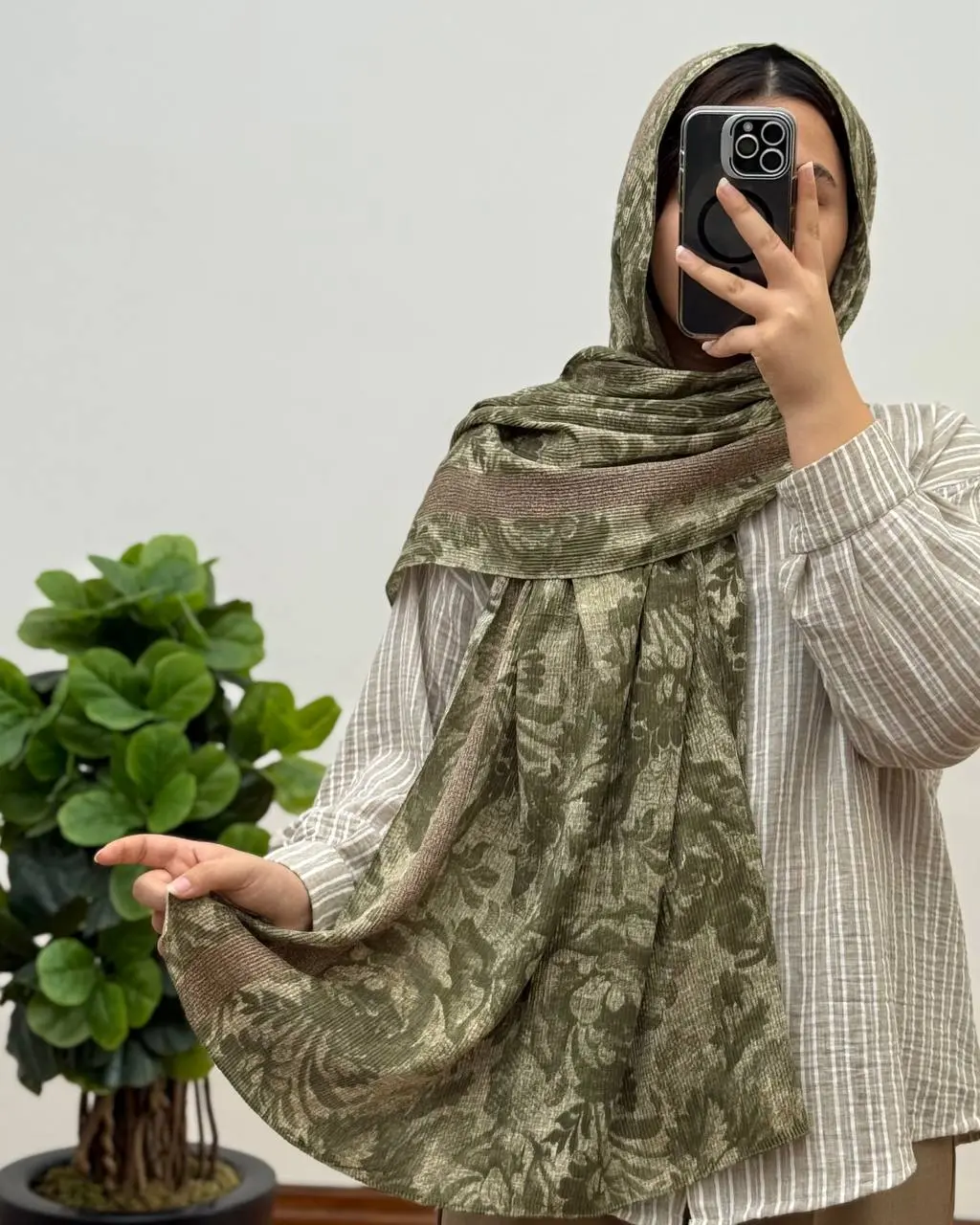 شال کریشه گل درشت